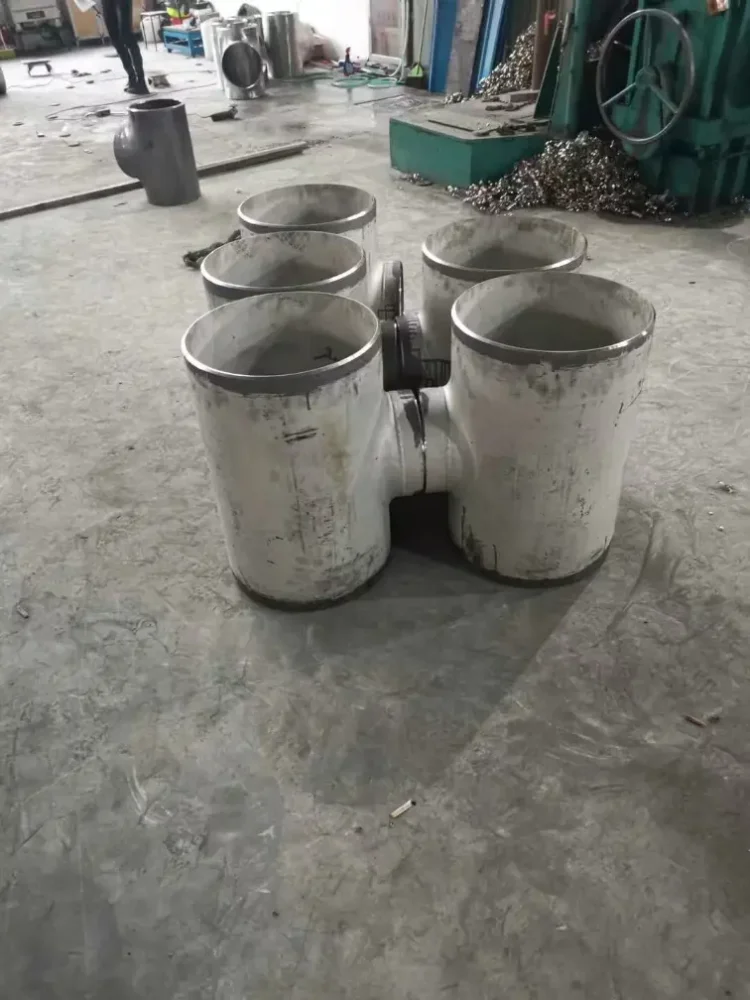 pipe-tees-ss