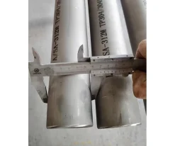 tubo in acciaio inox astm