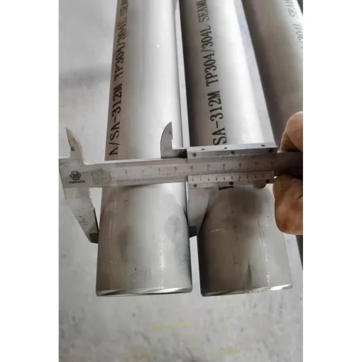 tubo in acciaio inox astm